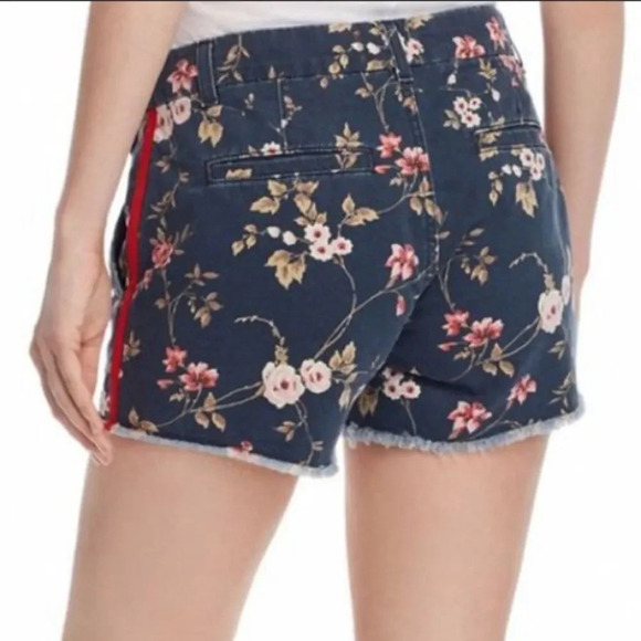 Sundry Frayed Hem Floral Print Red Tuxedo Stripe Shorts Size 26 - Picture 7 of 11